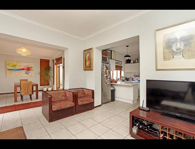 2 BEDROOM PROPERTY TO RENT IN GREEN POINT